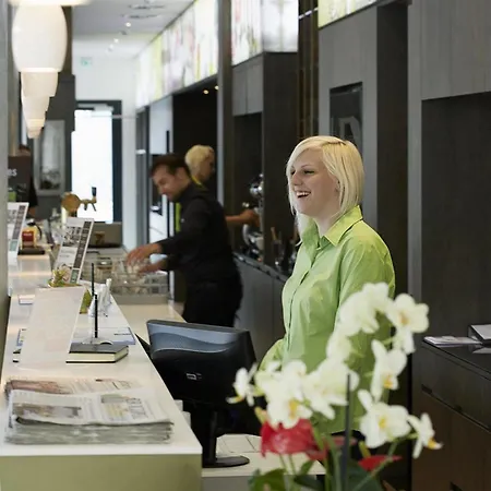 Grimm's Potsdamer Platz 3*