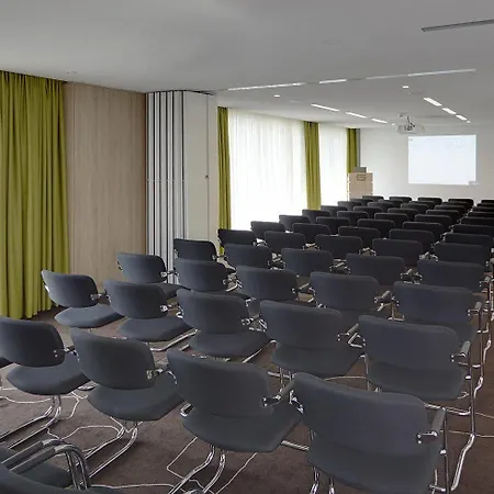 Grimm's Potsdamer Platz Otel 3*