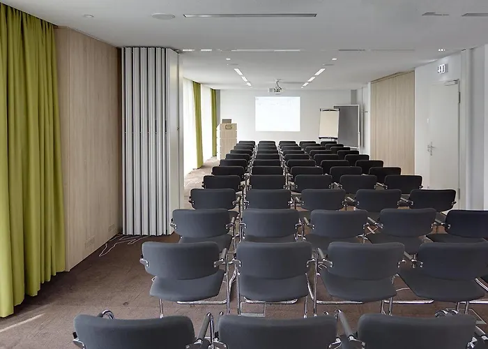 Grimm's Potsdamer Platz Hotel