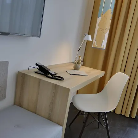 Hotel Grimm's Potsdamer Platz 3*