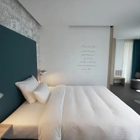 Grimm's Potsdamer Platz Hotel