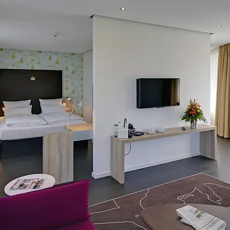 Grimm's Potsdamer Platz 3*