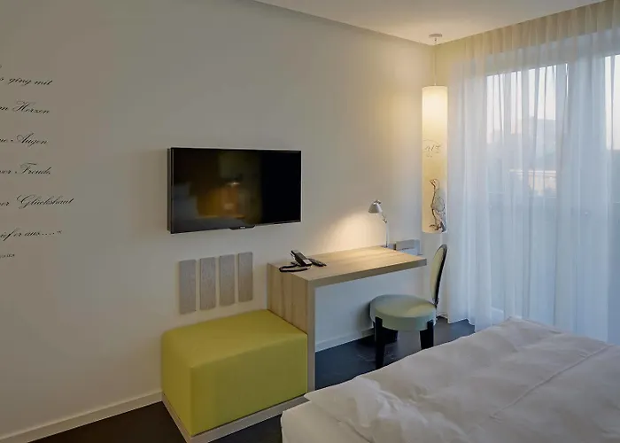 Grimm's Potsdamer Platz Hotel 3*